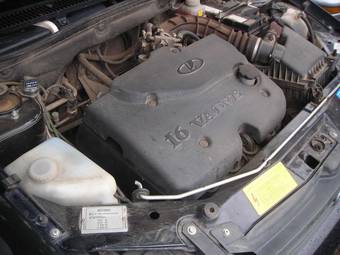 2010 Lada Kalina Hatchback Pictures