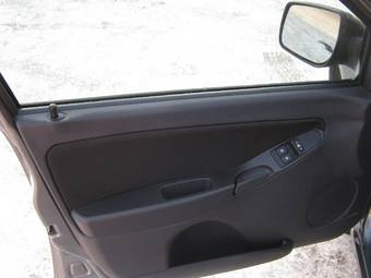 2011 Lada Kalina Hatchback Photos