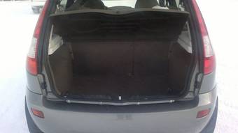 2011 Lada Kalina Hatchback Pictures