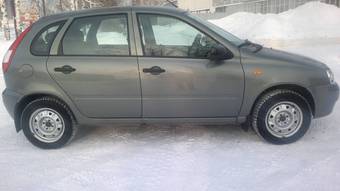 2011 Lada Kalina Hatchback Images