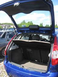 2011 Lada Kalina Hatchback Pictures