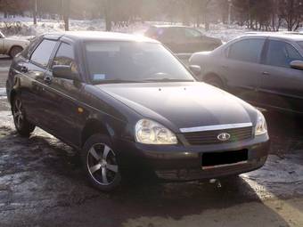 2008 Lada Priora Hatchback Pictures