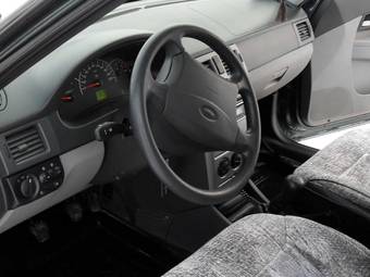 2008 Lada Priora Hatchback Photos