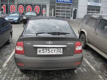 2008 Lada Priora Hatchback Pictures