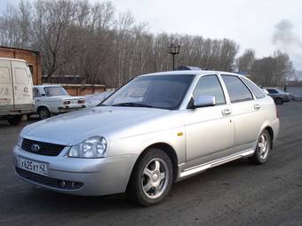 2008 Lada Priora Hatchback Pictures