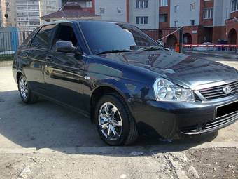 2008 Lada Priora Hatchback Pictures