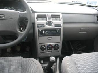 2008 Lada Priora Hatchback Photos