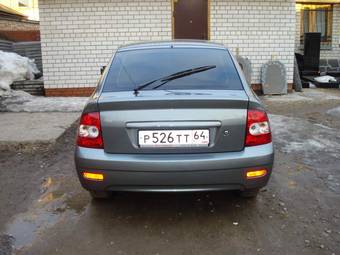 2009 Lada Priora Hatchback Pictures