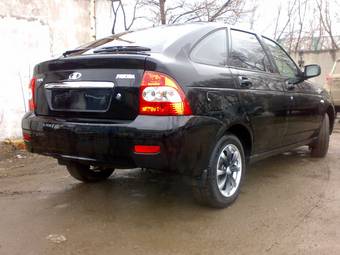 2009 Lada Priora Hatchback Pictures