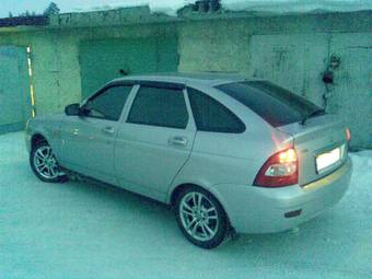 2009 Lada Priora Hatchback Pictures