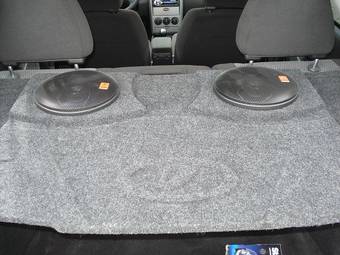 2009 Lada Priora Hatchback Pictures