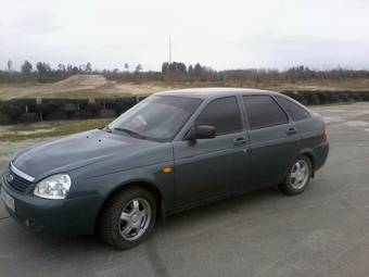 2009 Lada Priora Hatchback Pictures