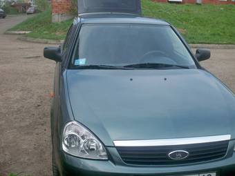 2009 Lada Priora Hatchback Pictures