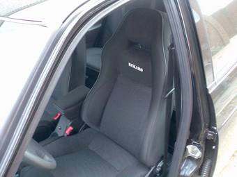 2010 Lada Priora Hatchback Pictures