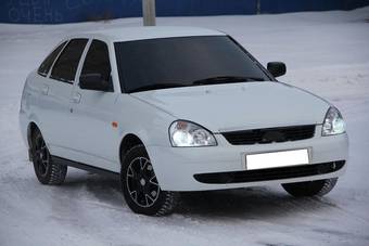 2010 Lada Priora Hatchback Photos