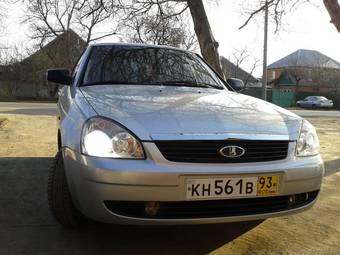 2010 Lada Priora Hatchback Photos