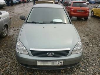 2010 Lada Priora Hatchback Photos