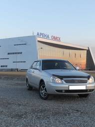 2010 Lada Priora Hatchback Images