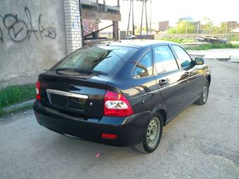 2010 Lada Priora Hatchback Pics