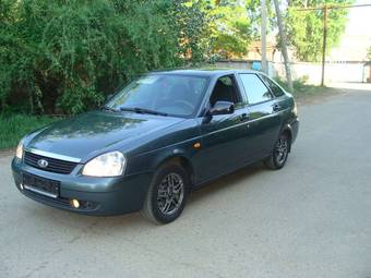 2010 Lada Priora Hatchback Photos