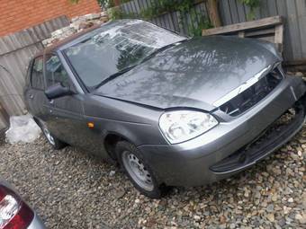 2010 Lada Priora Hatchback Pictures