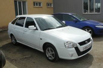 2010 Lada Priora Hatchback Photos