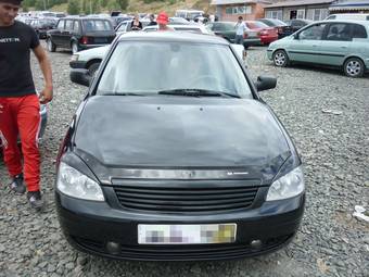 2010 Lada Priora Hatchback Photos