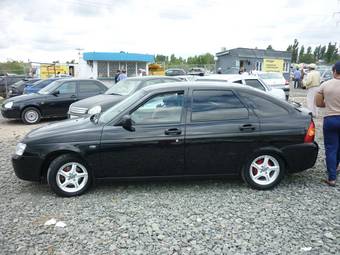 2010 Lada Priora Hatchback Photos