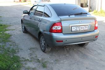 2010 Lada Priora Hatchback Photos