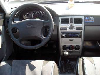 2010 Lada Priora Hatchback Photos