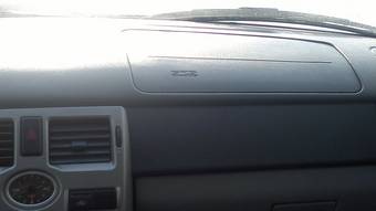 2011 Lada Priora Hatchback Pictures