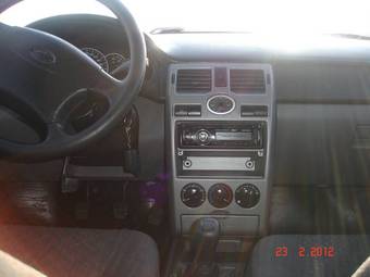 2011 Lada Priora Hatchback Images