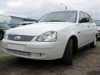 2011 Lada Priora Hatchback Photos
