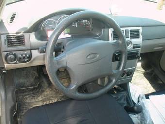 2011 Lada Priora Hatchback Pictures
