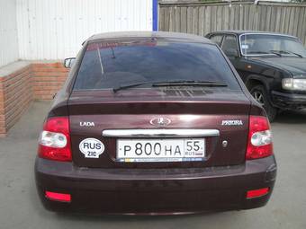 2011 Lada Priora Hatchback Pictures