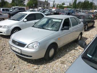 2011 Lada Priora Hatchback Photos