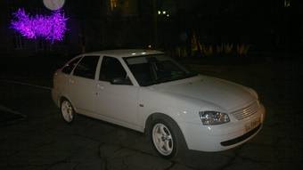 2011 Lada Priora Hatchback Photos