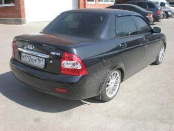 2008 Lada Priora Sedan Pictures