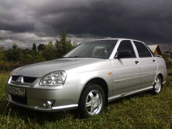 2008 Lada Priora Sedan Pictures