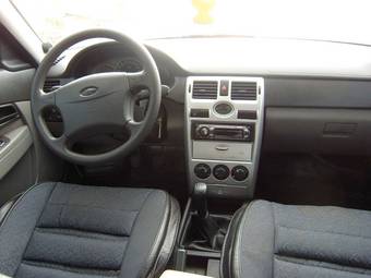2008 Lada Priora Sedan Pictures