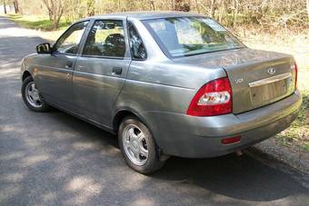 2008 Lada Priora Sedan Pictures