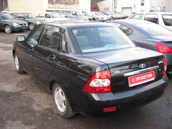 2009 Lada Priora Sedan Pictures