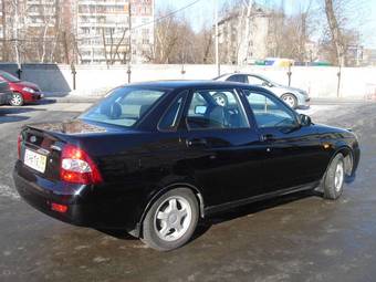 2010 Lada Priora Sedan Pictures