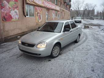 2010 Lada Priora Sedan Photos