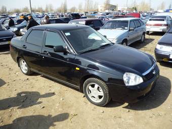 2010 Lada Priora Sedan Pictures