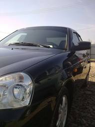 2010 Lada Priora Sedan Pictures