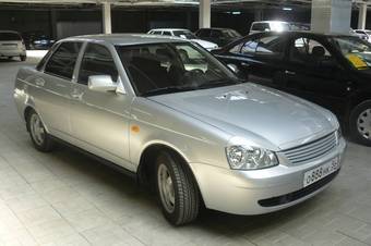 2010 Lada Priora Sedan Pictures