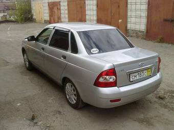 2010 Lada Priora Sedan Pictures