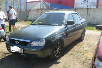 2010 Lada Priora Sedan Photos