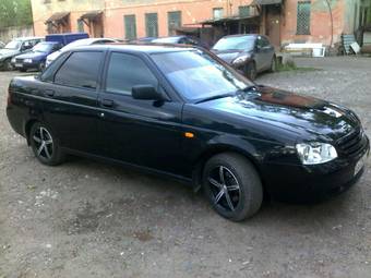 2010 Lada Priora Sedan Pictures